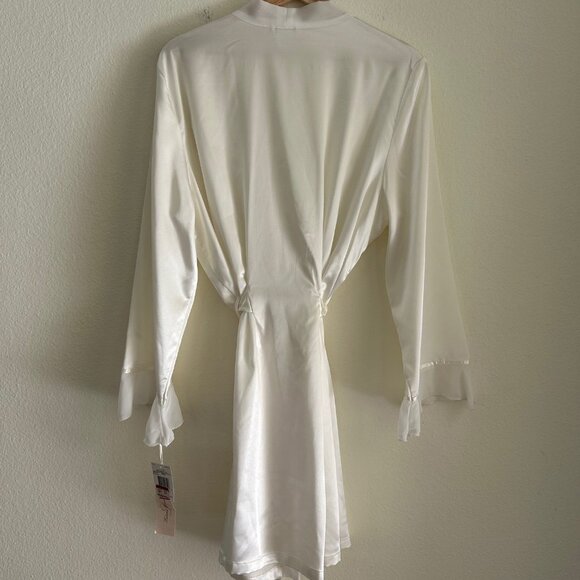 NWT Linea Donatella Short Robe Ivory Beaded Lace Satin Lingerie Bridal L/XL - Picture 5 of 7